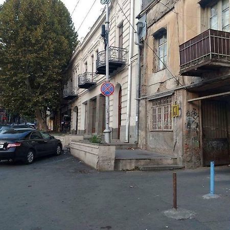 Guliko'S Apartment In טביליסי מראה חיצוני תמונה