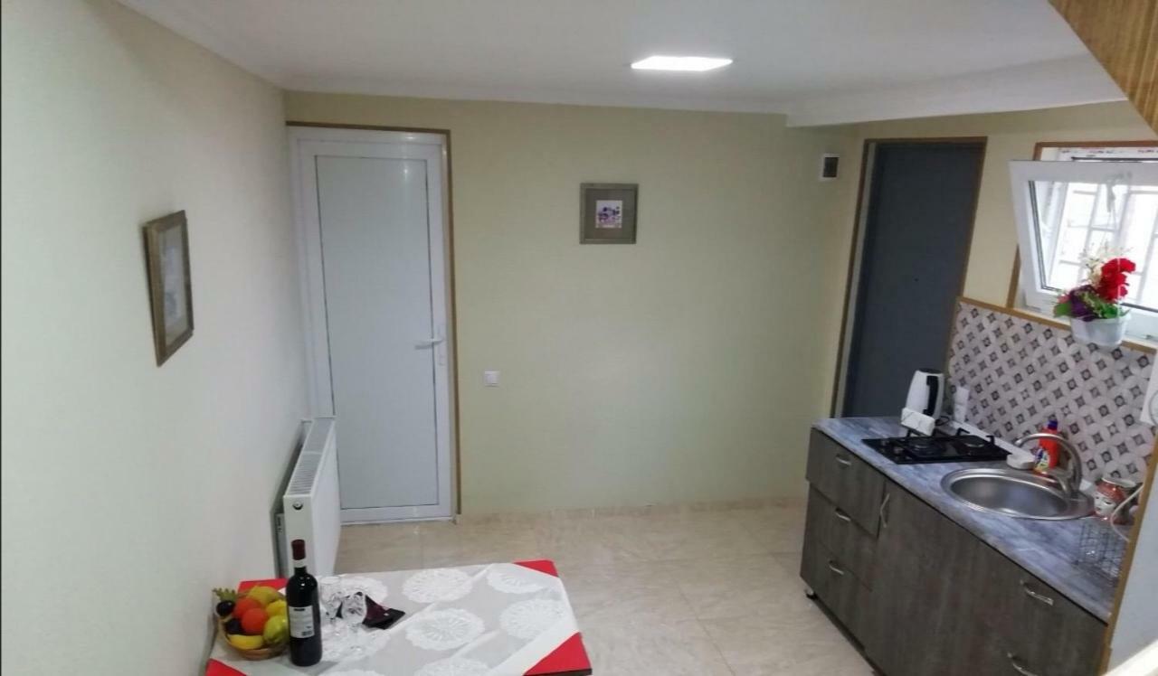 Guliko'S Apartment In טביליסי מראה חיצוני תמונה